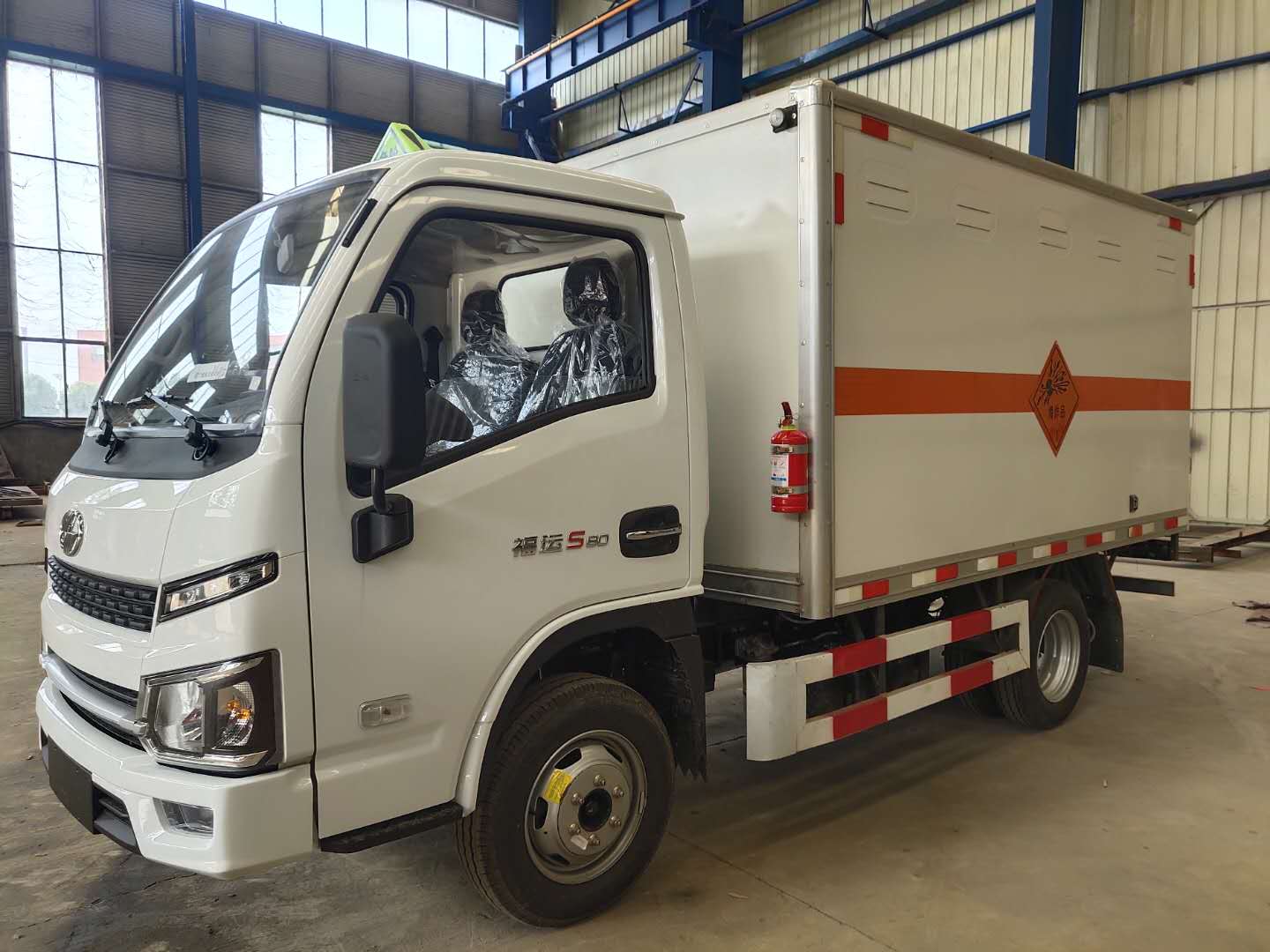 躍進S80福運國六爆破器材運輸車